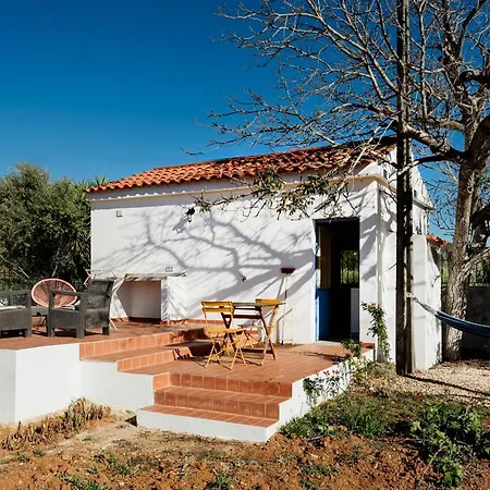Gatehouse Entrecolinas بيت للعطل باديرن